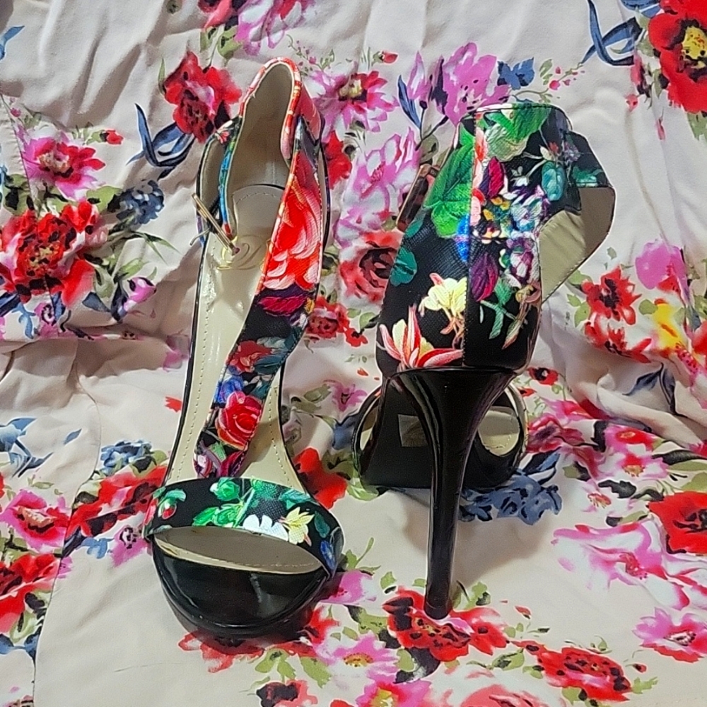 Delicious Flower Heels